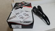 Sella Uomo SMP Stratos Carbon Black