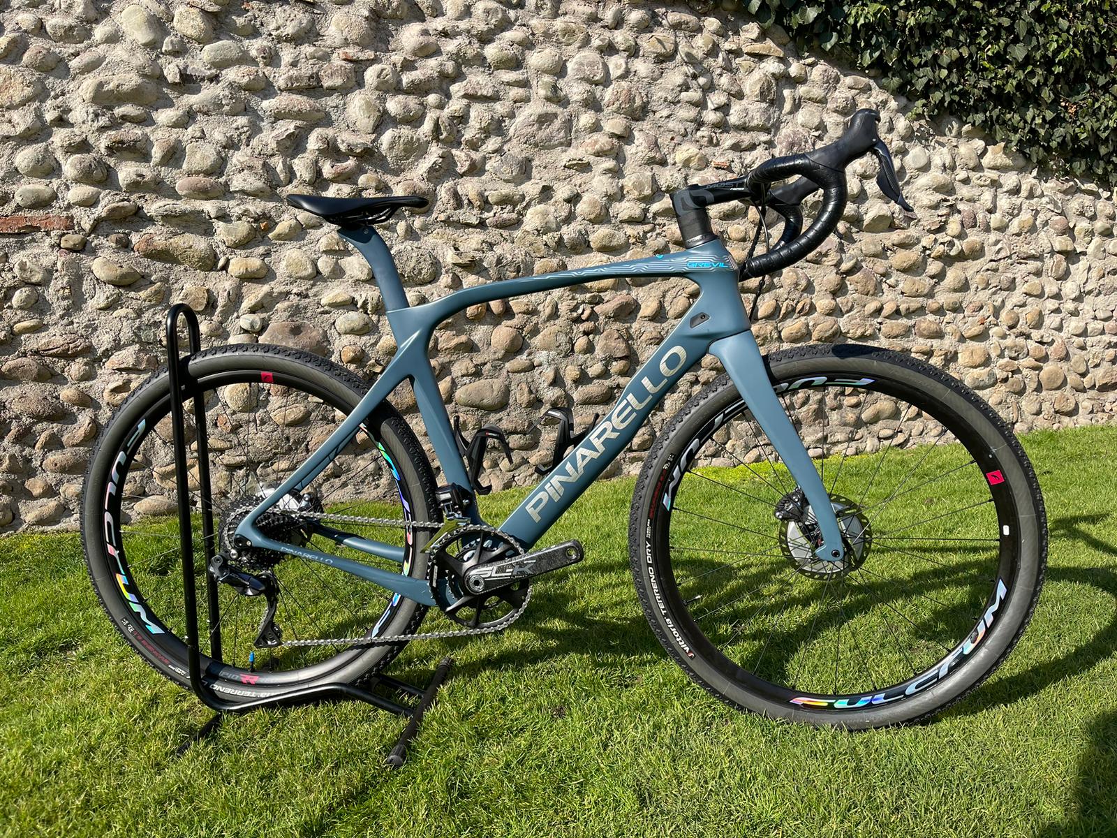 pinarello grevil campagnolo